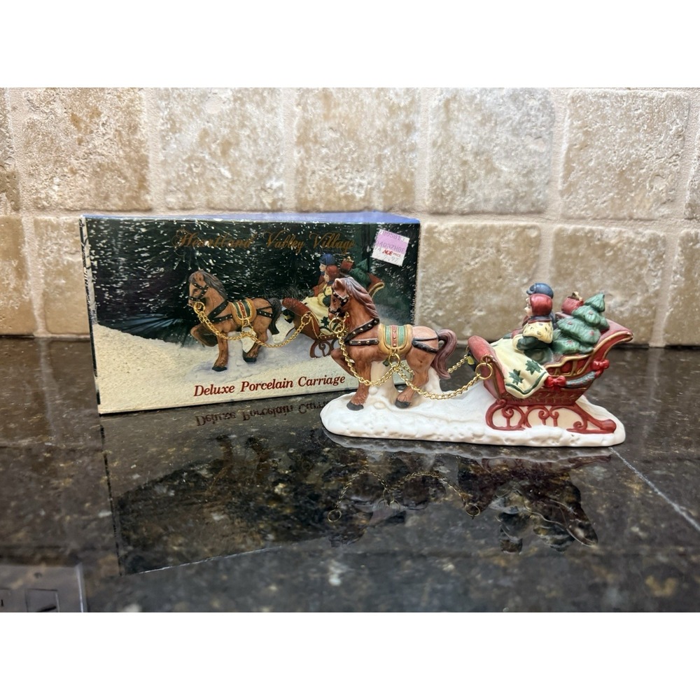Heartland Valley Village‎ Deluxe Porcelain Carriage Sleigh For Christmas Village